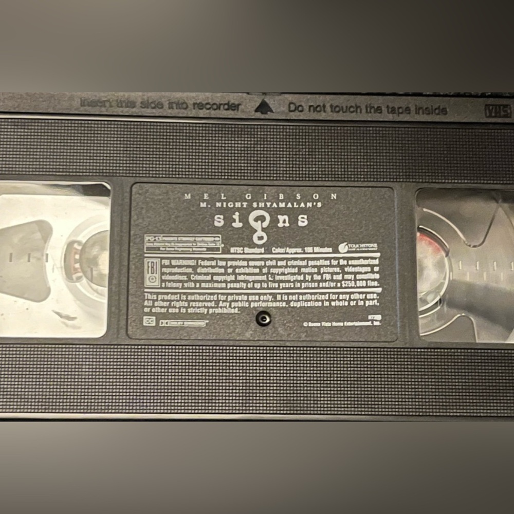 Preowned Great  Condition VHS Signs 2002 . - Picture 4 of 12